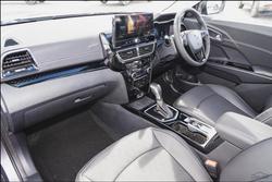 2025 Mahindra
                XUV3XO AX7L