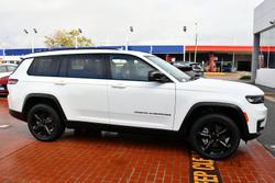 2023 Jeep
Grand Cherokee Night Eagle