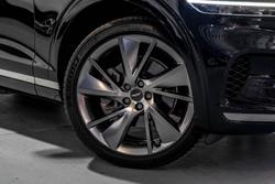 2021 Genesis GV70 2.5T AWD JK.V1 MY21 AWD Vik Black