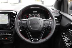 2025 Isuzu
D-MAX X-TERRAIN
