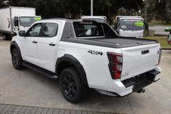 2025 Isuzu
D-MAX X-TERRAIN
