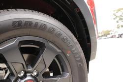 2025 Isuzu
D-MAX X-TERRAIN