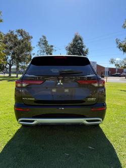 2024 Mitsubishi Outlander PHEV Exceed Tourer ZM MY24 AWD Black Diamond with Sterling Silver Roof