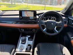 2024 Mitsubishi Outlander PHEV Exceed Tourer ZM MY24 AWD Black Diamond with Sterling Silver Roof