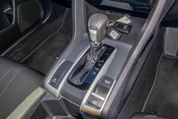 2016 Honda
Civic VTi-L