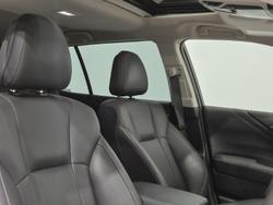 2022 Subaru
Outback AWD Touring