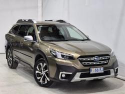 2022 Subaru
Outback AWD Touring