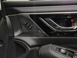 2022 Subaru
Outback AWD Touring