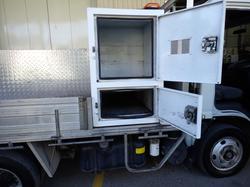 2014 ISUZU NLR 200 WHITE