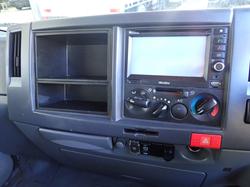 2014 ISUZU NLR 200 WHITE