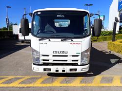 2014 ISUZU NLR 200 WHITE