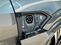 2023 Audi
Q8 e-tron 55