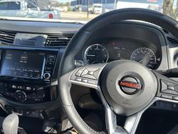 2024 Nissan
Navara PRO-4X