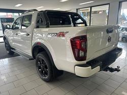 2024 Nissan
Navara PRO-4X