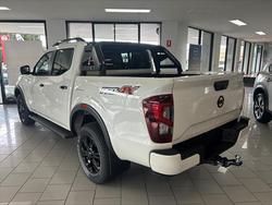 2024 Nissan
Navara PRO-4X