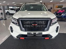 2024 Nissan
Navara PRO-4X