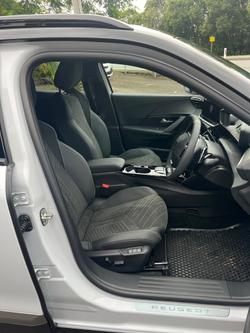 2025 Peugeot 2008 GT e-DCS Hybrid