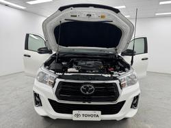 2020 Toyota Hilux SR GUN126R 4X4 Dual Range Glacier White