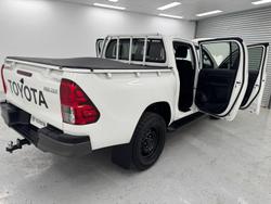 2020 Toyota Hilux SR GUN126R 4X4 Dual Range Glacier White