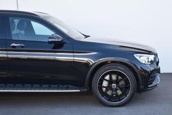 2022 Mercedes-Benz
GLC-Class GLC200