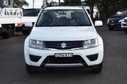 2013 Suzuki
Grand Vitara Urban