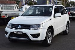 2013 Suzuki
Grand Vitara Urban