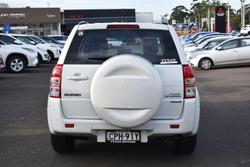 2013 Suzuki
Grand Vitara Urban
