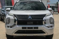 2024 Mitsubishi
Outlander Exceed Tourer