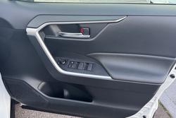2025 Toyota
RAV4 GXL