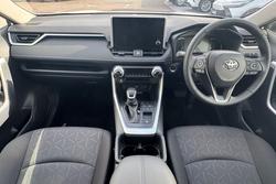 2025 Toyota
RAV4 GXL