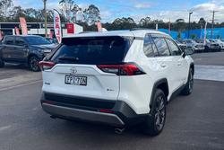2025 Toyota
RAV4 GXL