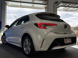2021 Toyota
Corolla Ascent Sport Hybrid