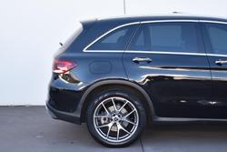 2020 Mercedes-Benz
                GLC-Class GLC200