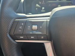 2025 Mitsubishi Outlander ES ZM MY24 White Diamond