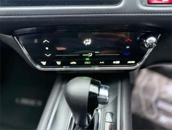 2017 Honda
HR-V VTi