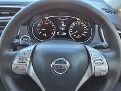 2014 Nissan
X-TRAIL ST