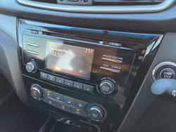 2014 Nissan
X-TRAIL ST