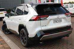 2024 Toyota
RAV4 XSE