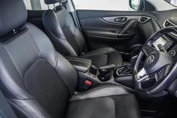 2019 Nissan
QASHQAI ST-L