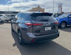 2021 TOYOTA KLUGER