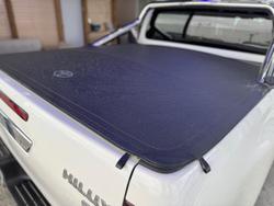 2019 Toyota
Hilux SR5