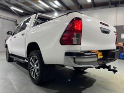 2019 Toyota
Hilux SR5