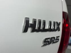 2019 Toyota
Hilux SR5