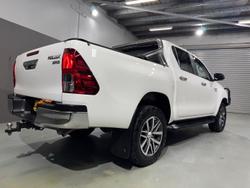 2019 Toyota
Hilux SR5