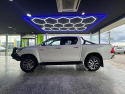 2019 Toyota
Hilux SR5