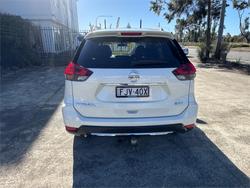 2017 NISSAN
                X-TRAIL ST-L (2WD)