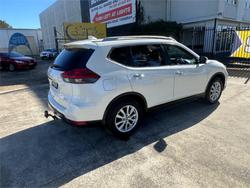 2017 NISSAN
                X-TRAIL ST-L (2WD)