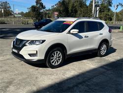 2017 NISSAN
                X-TRAIL ST-L (2WD)