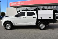 2025 Isuzu
                D-MAX SX