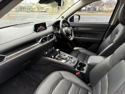 2018 Mazda
CX-5 GT
